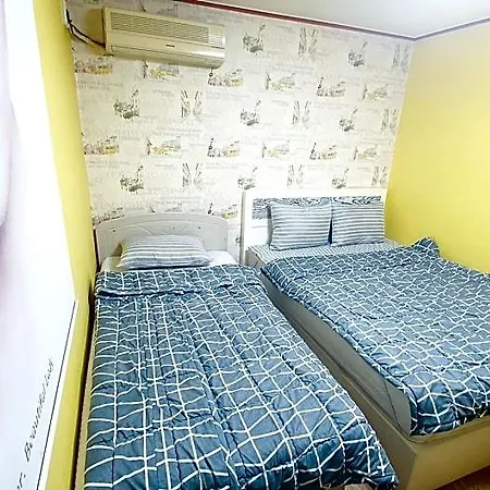 Hipzy Guesthouse
